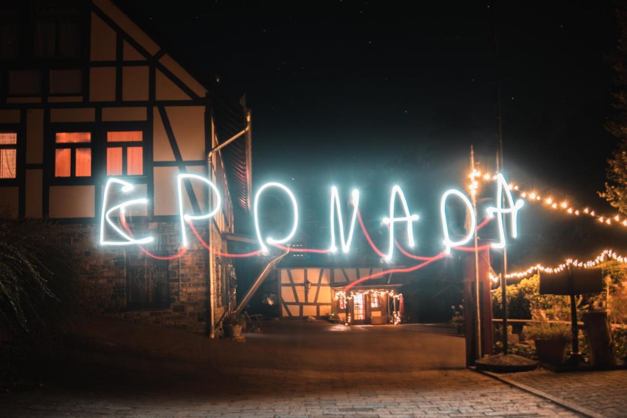 Вілла Gastehaus Eponada Weisel Екстер'єр фото