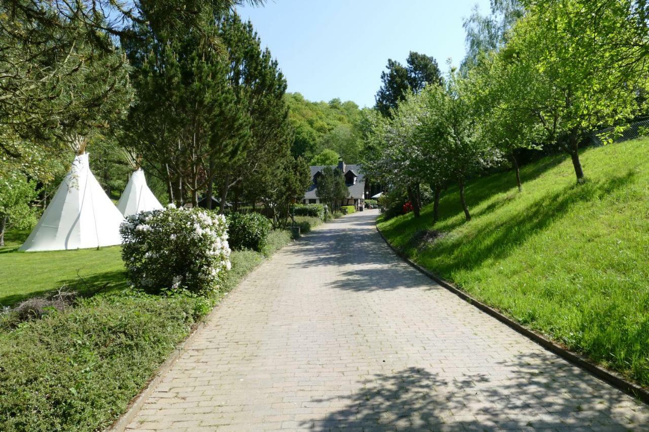 Вілла Gastehaus Eponada Weisel Екстер'єр фото
